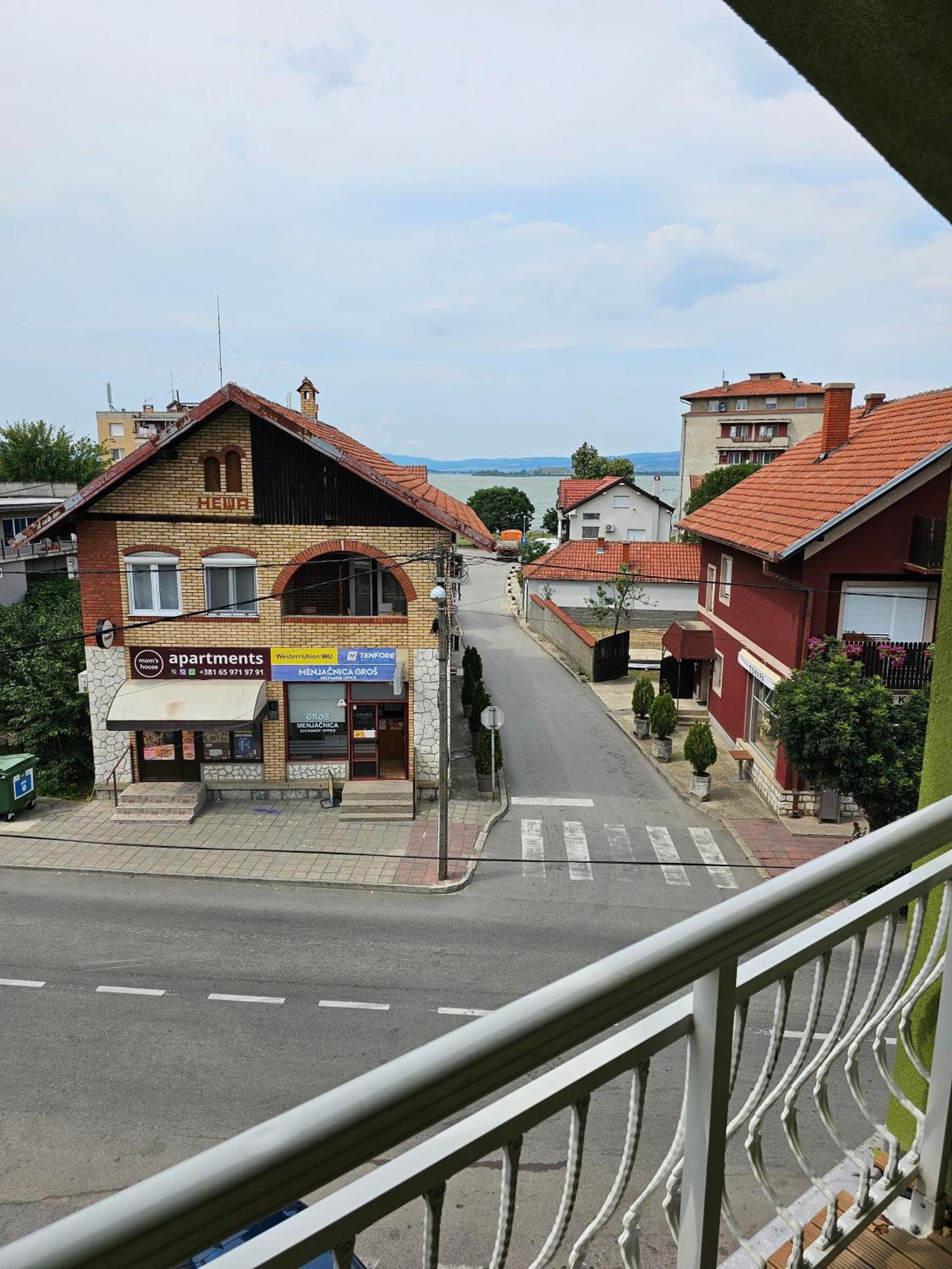 Apartmani Royal Residence Golubac Exterior foto